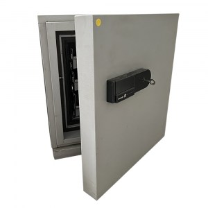 coffre_fort_fichet_bauche_compact_porte_semi_ouverte_poignee_serrure_cle